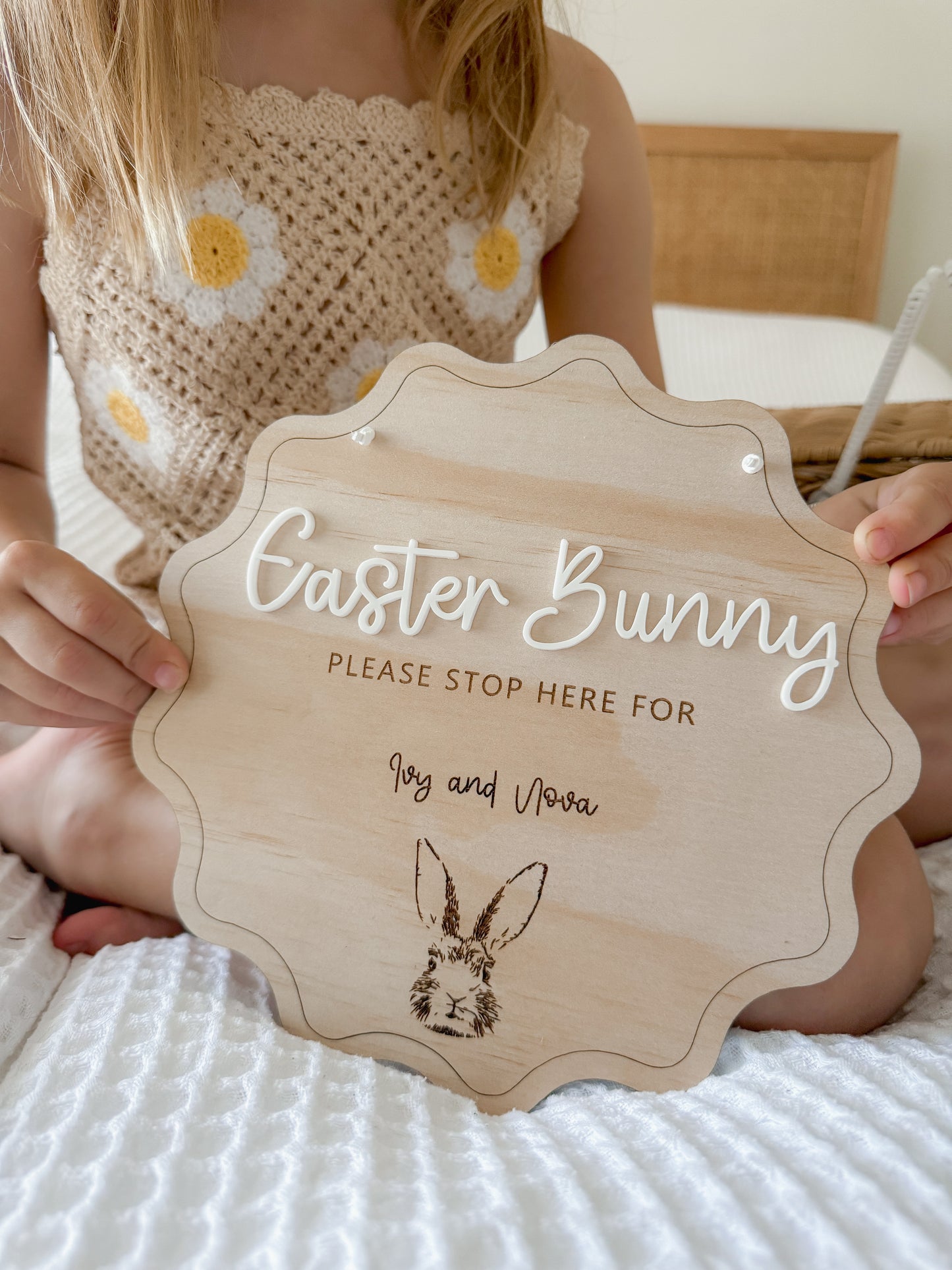 Easter Bunny | Stop here sign