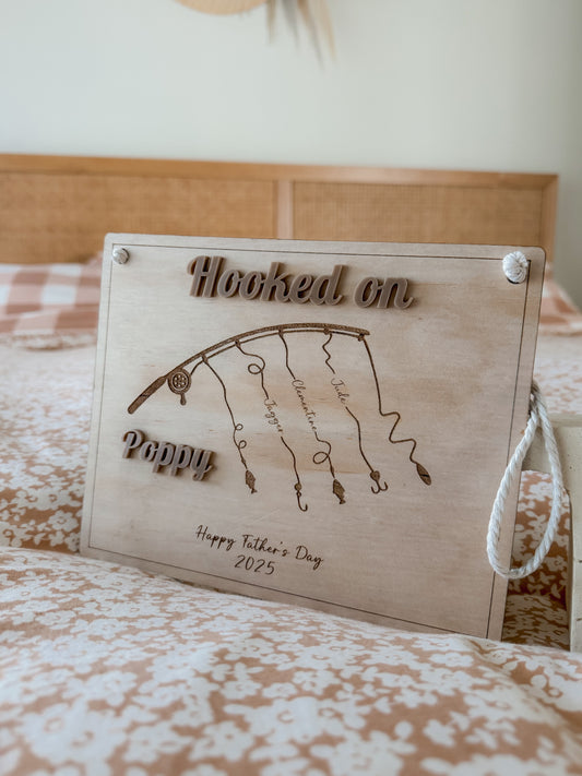 Hook on plaque