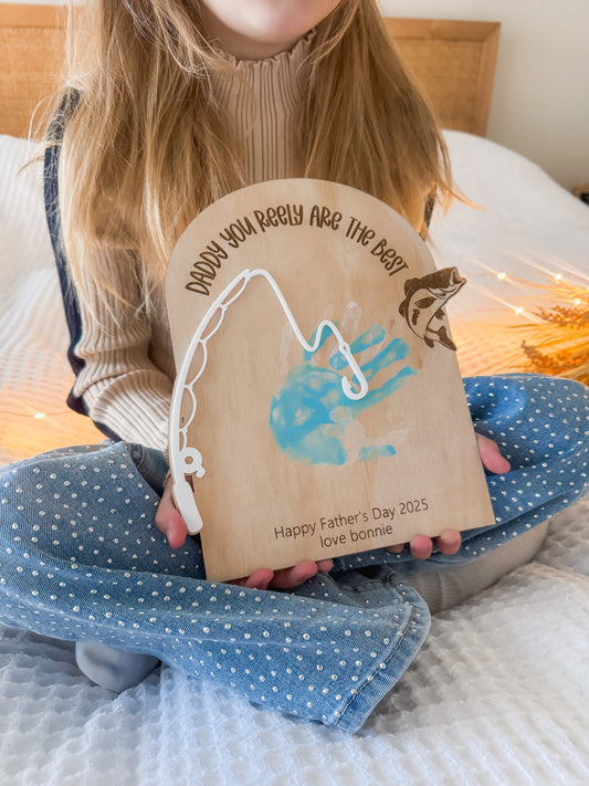 Fishing handprint plaque |
