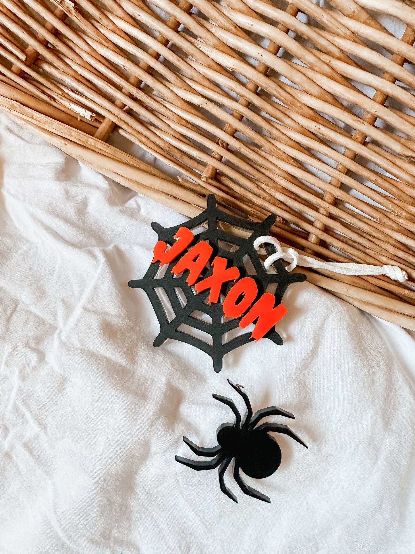 Acrylic Spider Web Tag