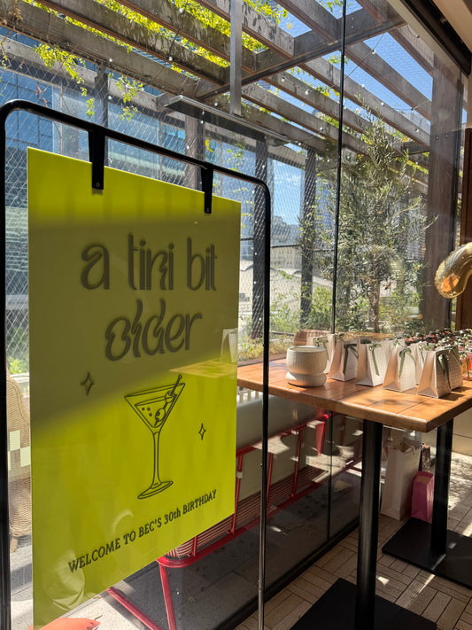 CUSTOM LAYOUT | Acrylic 3D event signage