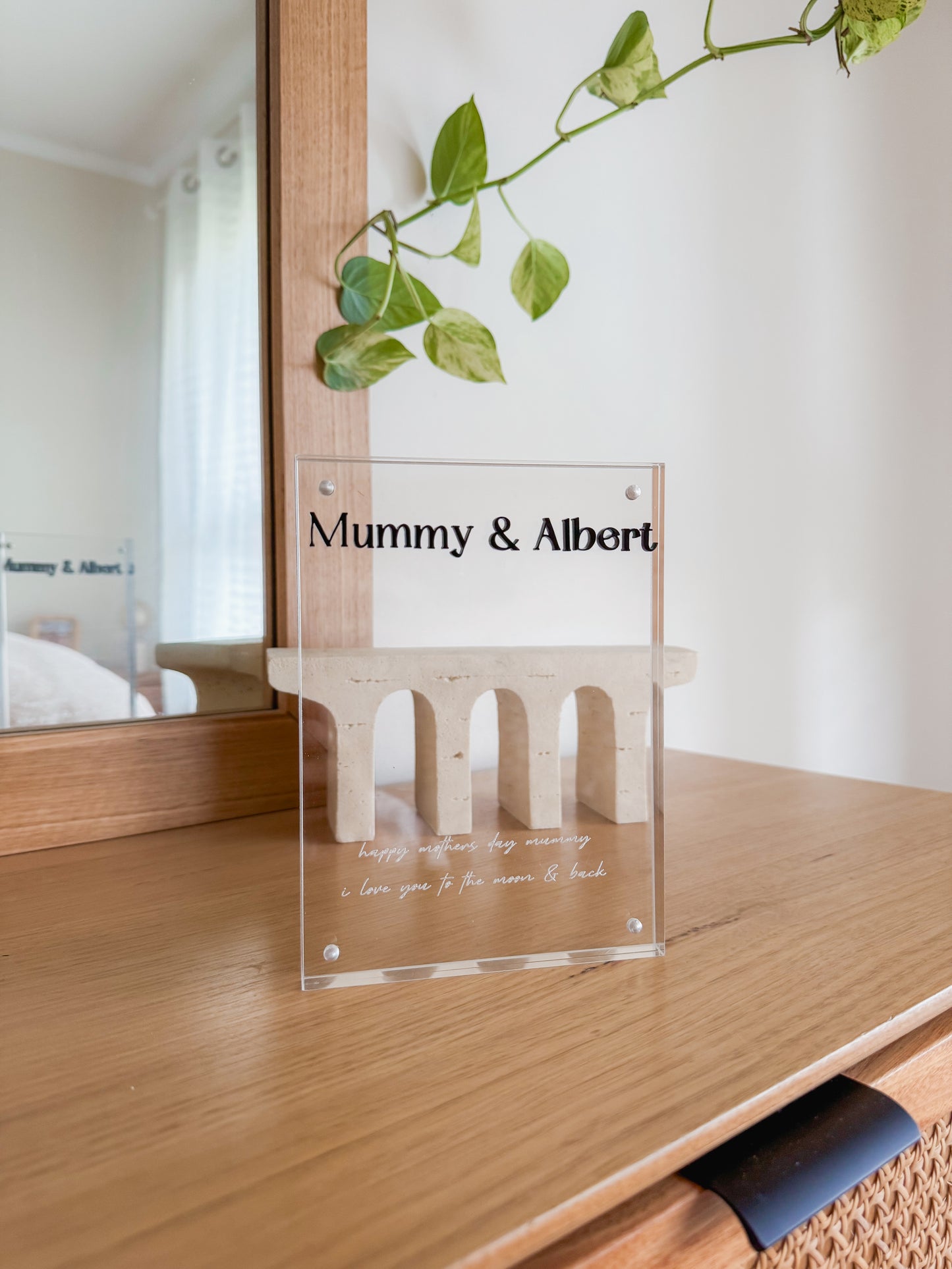Luxe acrylic photo frame