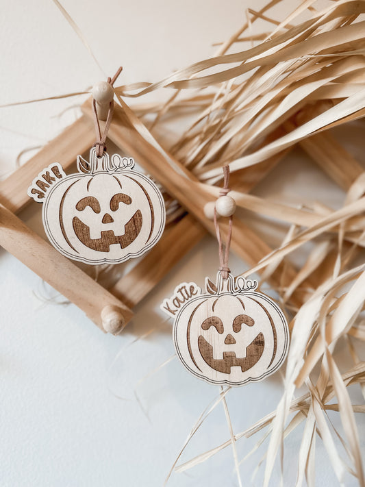 Timber Pumpkin Basket Tag